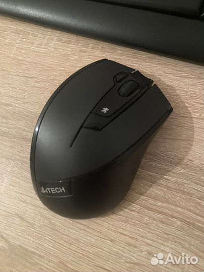 Беспроводная клавиатура и мышь