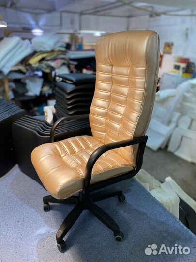 Компьютерное кресло