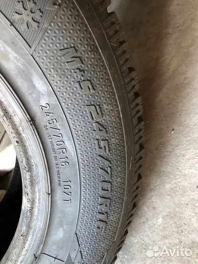 Goodyear UltraGrip 500 245/70 R16 107T