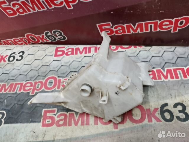 Бачок омывателя Toyota Auris