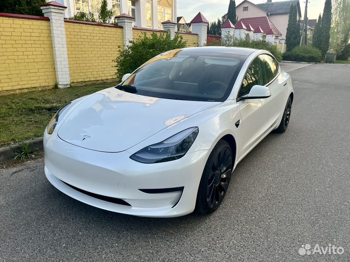 Tesla Model 3 462 AT, 2023, 2 700 км