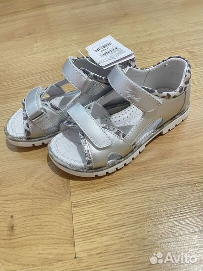 Новые кожаные сандали Kapika 28-29