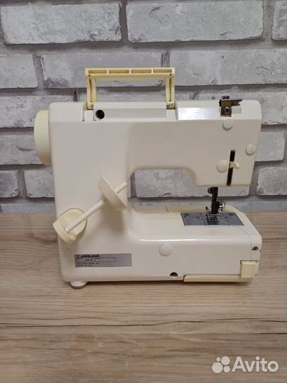 Швейная машина Jaguar