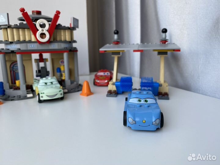 Конструктор lego Cars 8487 Кафе «У Фло»