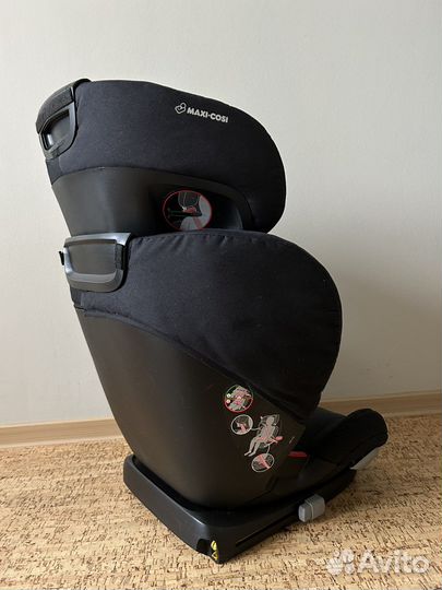 Автокресло maxi cosi rodifix