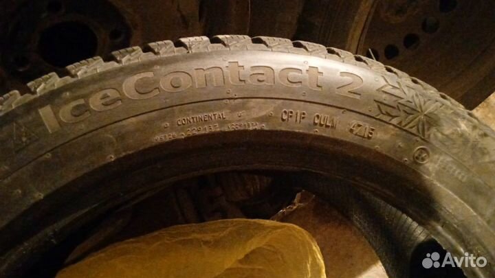 Continental IceContact 2 235/50 R18