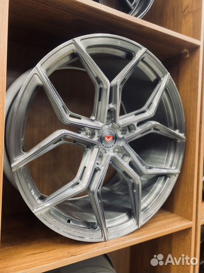 Кованые диски 22’’ 5x130 для Porsche