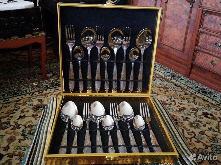 Набор столовых приборов