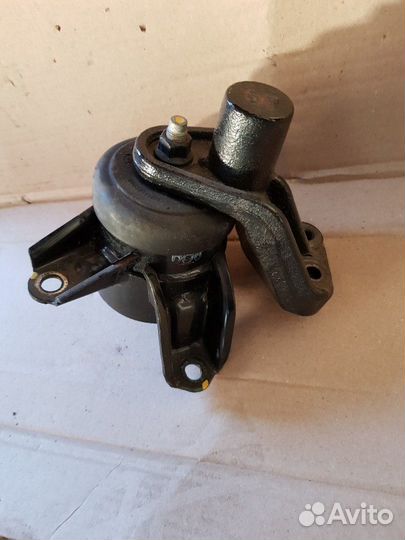 Подушка двигателя Salaris