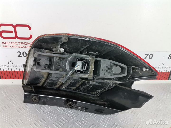 Фонарь задний для Renault Scenic 2 8200127702
