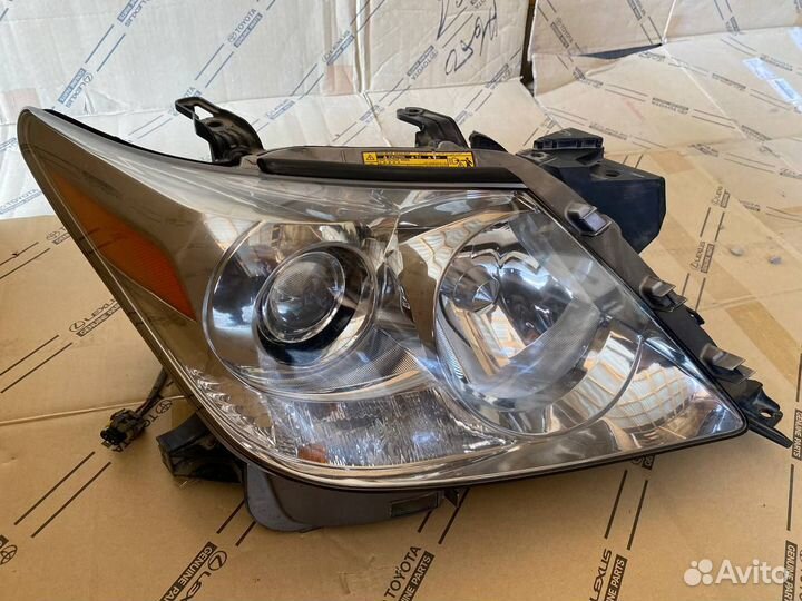 Фара правая lexus LX570 / LX450