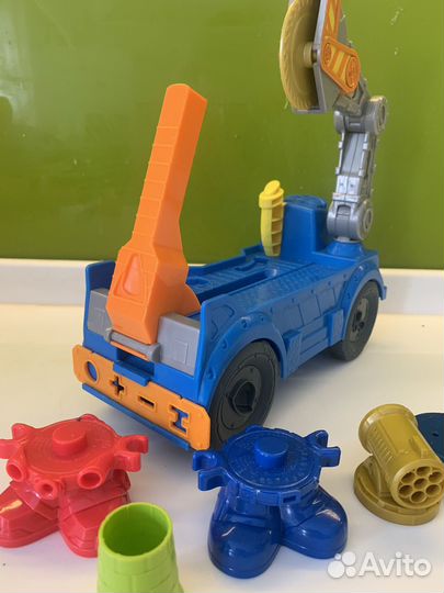 Несколько наборов play doh