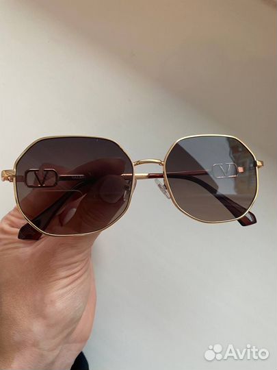 Солнцезащитные очки женские