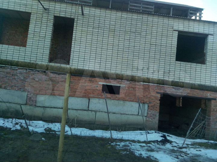 Дом 252 м² на участке 5 сот.