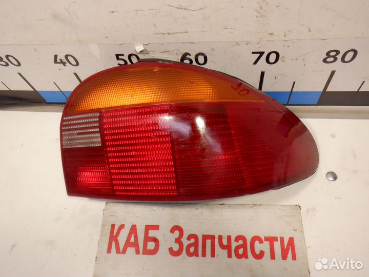 Фонарь задний правый Ford Mondeo 1993-1996