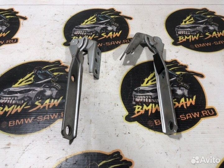 Петля капота Audi A4 B5 APS 2001