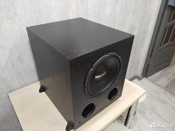 Активный сабвуфер