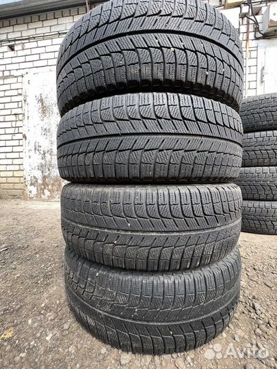 Michelin X-Ice XI3 205/65 R16
