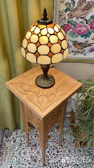 Столик, жардиньерка для цветов