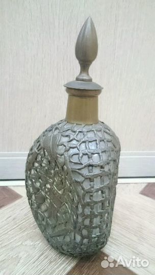 Старинный графин, бутылка