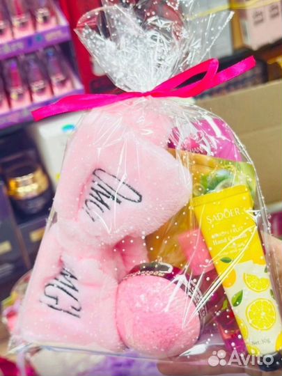 Ксметический бокс подарок на 8 Марта