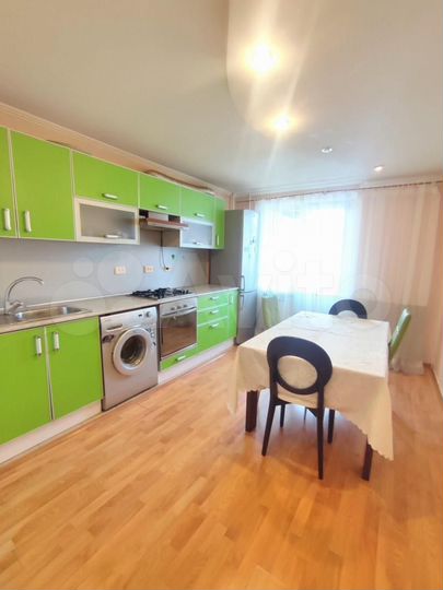 3-к. квартира, 96 м², 9/10 эт.