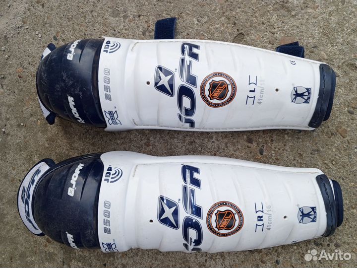 Хоккейная форма полностью в сборе