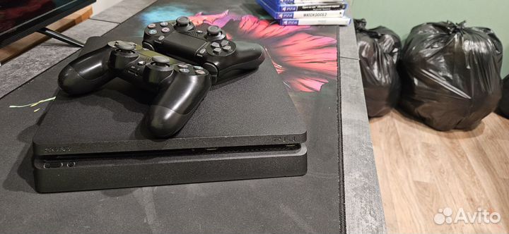 Игровая приставка ps4 slim 1tb