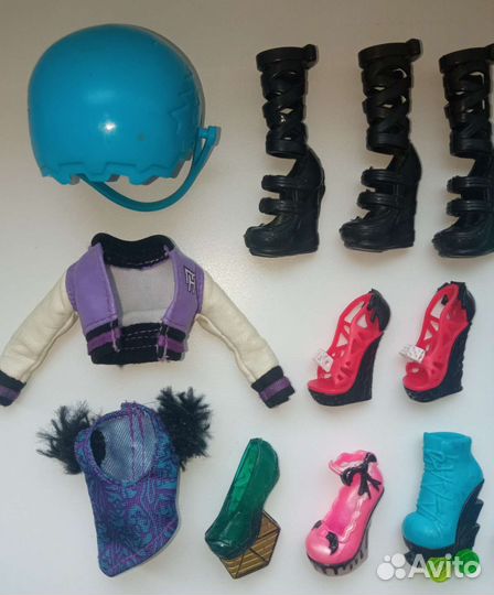 Одежда и аксессуары для кукол монстр хай чит.опис