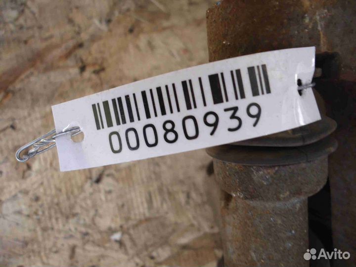 Суппорт задний левый Toyota Venza GV10