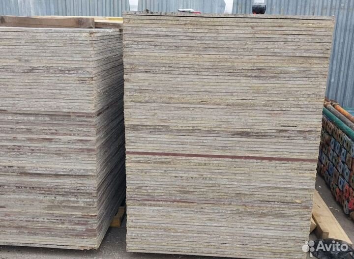 Фанера ламинированная 18 мм 610*2440