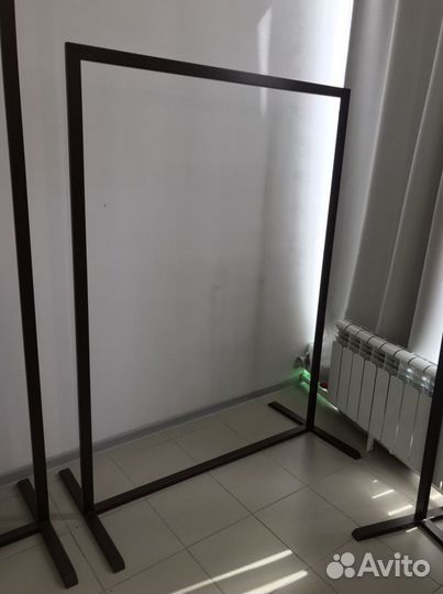 Вешалка напольная