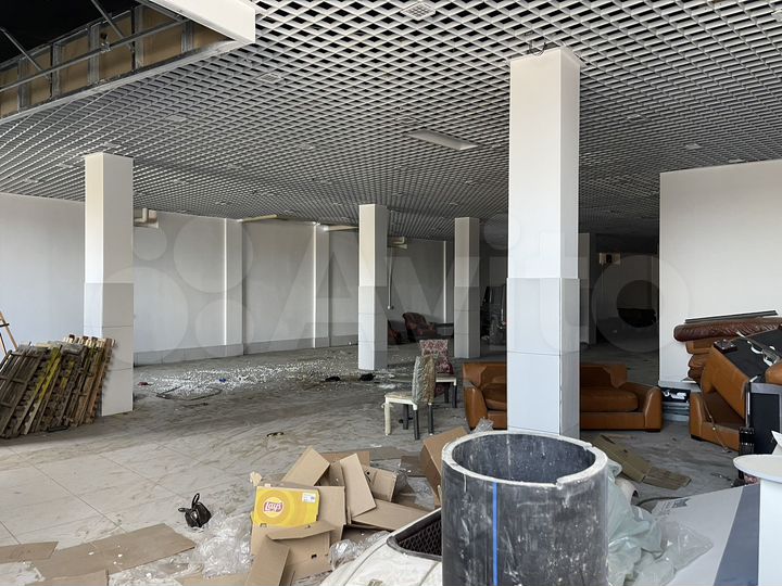 Здание, 1400 м²