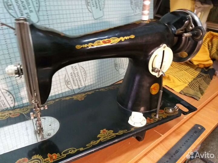 Швейная машина Подольск ручная