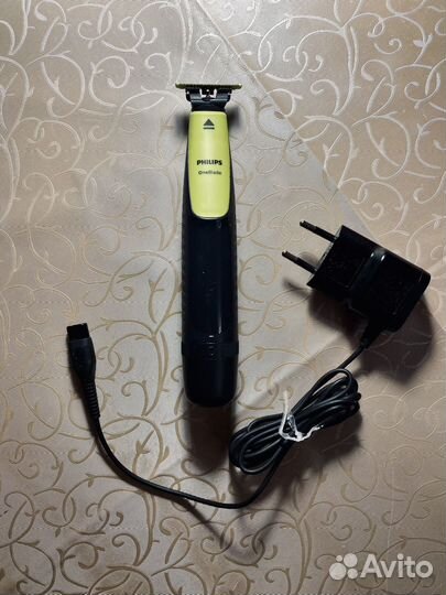 Триммер Philips oneblade