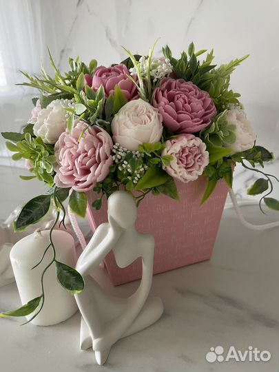 Букет пионов