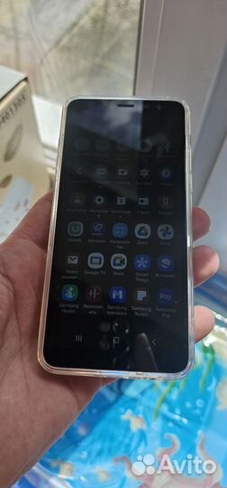 Samsung Galaxy A8 (2018), 4/32 ГБ