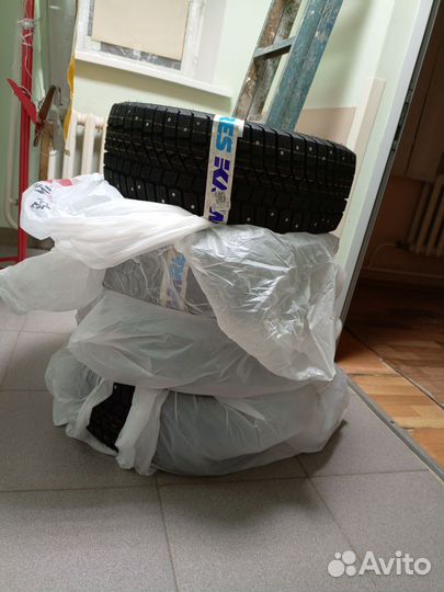 Viatti Brina Nordico V-522 205/50 R17