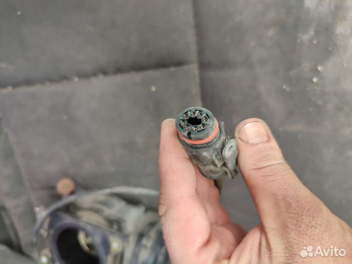 Дроссельная заслонка A0001419125 Mercedes w124