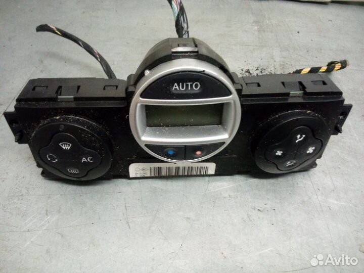 Блок управления климатической установкой Renault