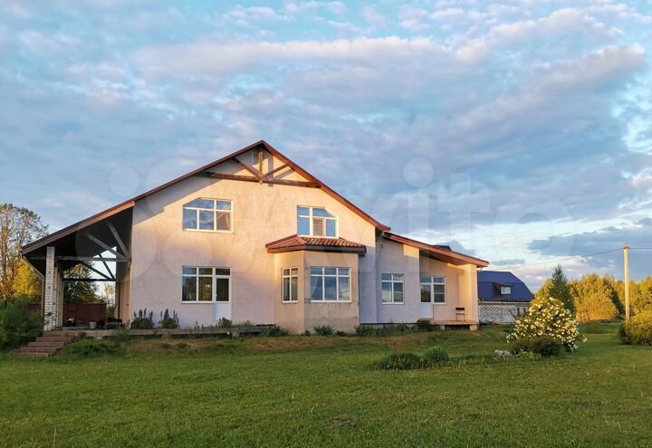 Коттедж 387 м² на участке 1,13 га