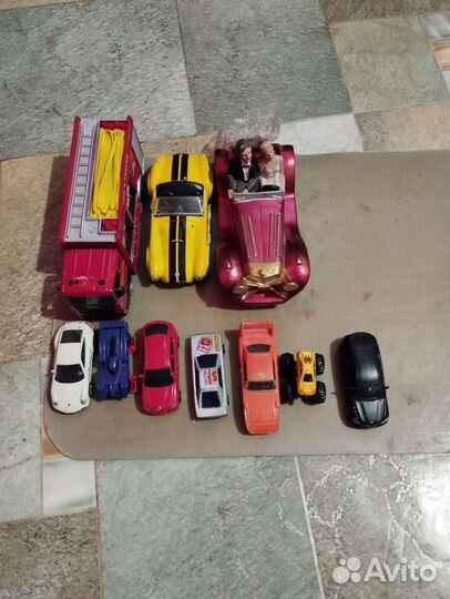 Машинки модельки металлические