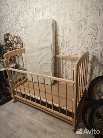 Детская кровать качалка