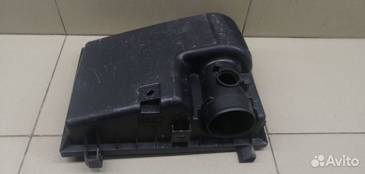 Корпус воздушного фильтра Hi Lux 2015