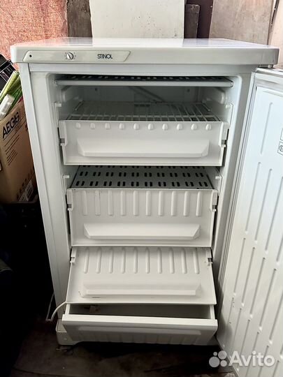 Морозильная камера Stinol
