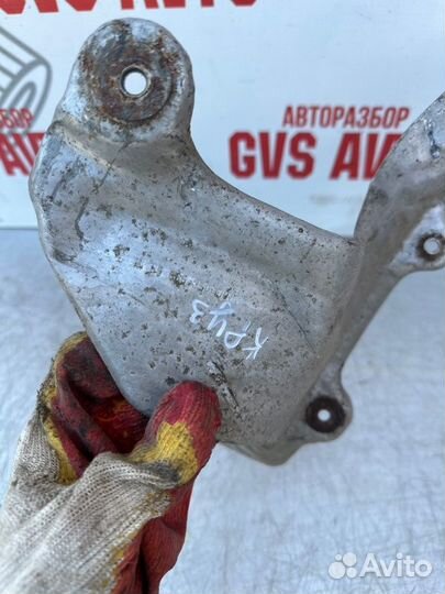 Тепловой экран Chevrolet Cruze седан A14NET 1.4 L