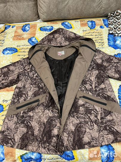 Куртка женская, б/у 70 размер