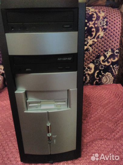 Продаю компьютер б/у