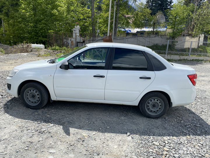 LADA Granta 1.6 МТ, 2018, 200 000 км