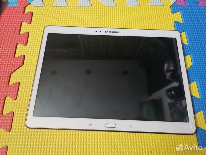 Samsung tab s (SM-T805)